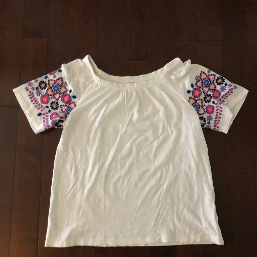 Talbots embroidered t shirt